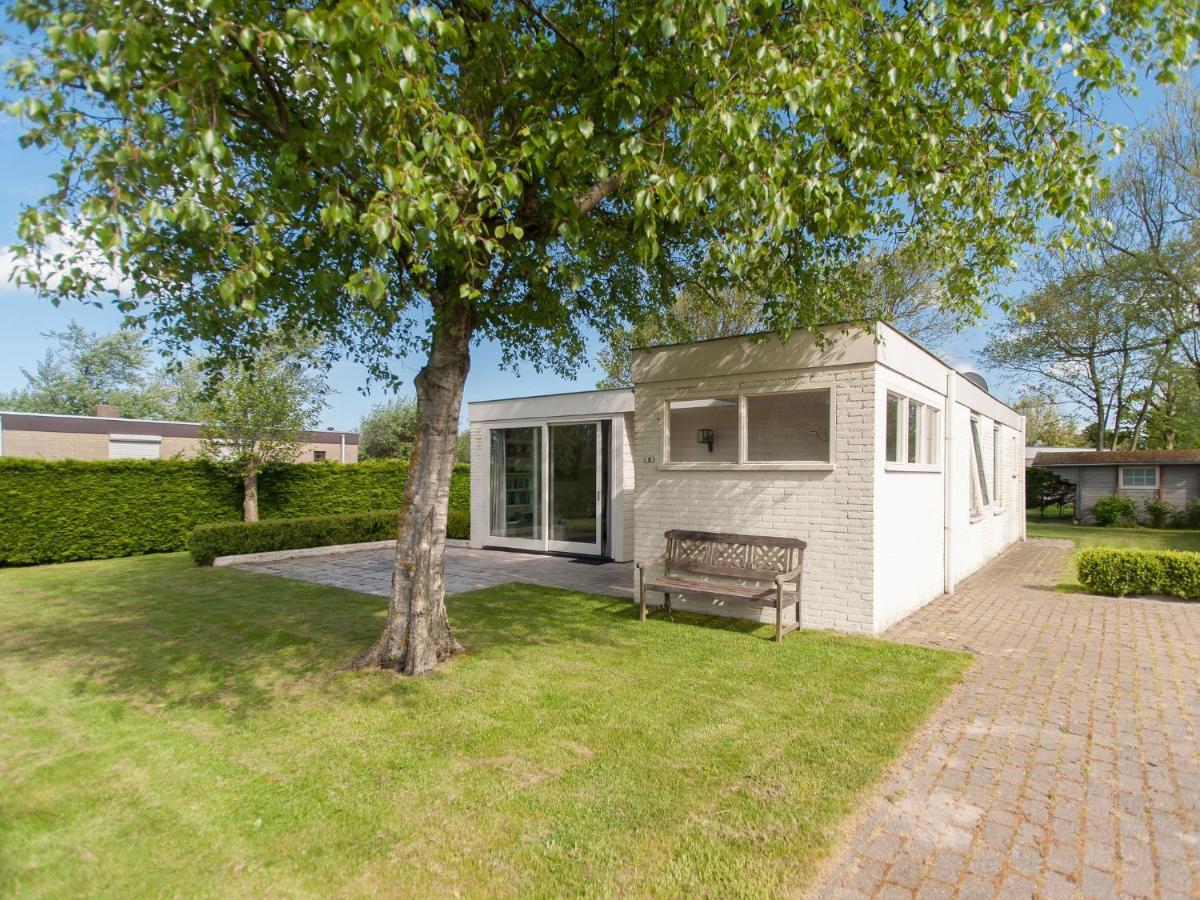 Cozy Holiday Home In Julianadorp With Garden Exterior photo