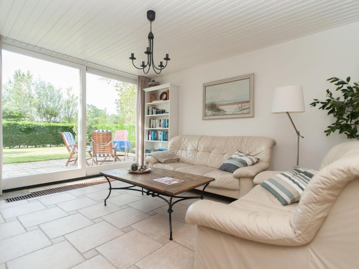 Cozy Holiday Home In Julianadorp With Garden Exterior photo